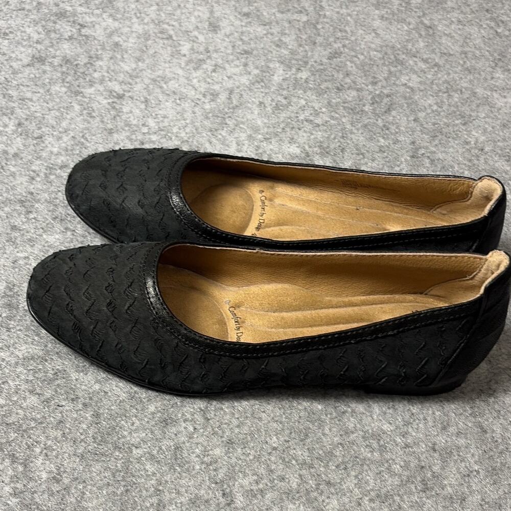 Sofft Women's Black Textured Leather Slip-On Ballet Flats Round Toe Size 7M - Picture 2 of 8